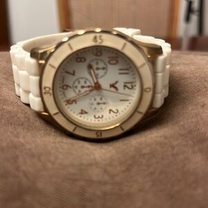 American Eagle Jelly Watch Cream and Rose Gold
